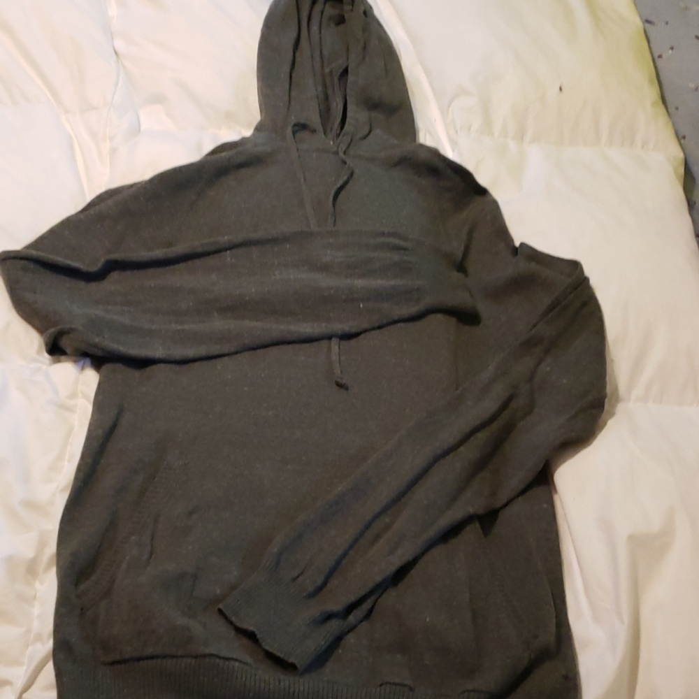 Hooded sweater